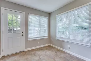 512 Bluebonnet Dr, Hurst, TX 76053 - Photo 9