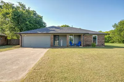 1225 Sandstone Drive, Cleburne, TX 76033 - Photo 1