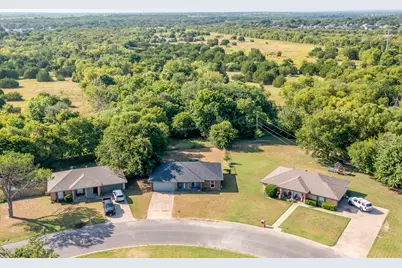 1225 Sandstone Drive, Cleburne, TX 76033 - Photo 27