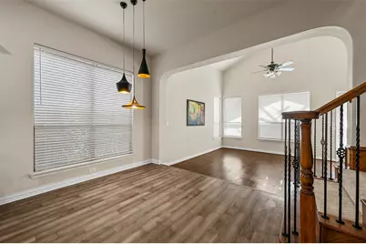 8732 Laurel Canyon Road, Irving, TX 75063 - Photo 9