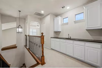 8732 Laurel Canyon Road, Irving, TX 75063 - Photo 19