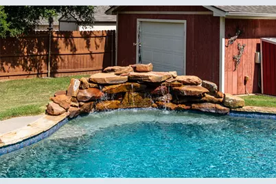 814 Haynie Drive, Runaway Bay, TX 76426 - Photo 31