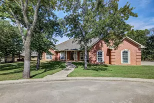 814 Haynie Dr, Runaway Bay, TX 76426 - Photo 1
