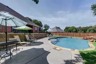 814 Haynie Dr, Runaway Bay, TX 76426 - Photo 37