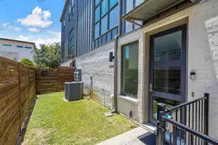 5202 Capitol Ave, Dallas, TX 75206 - Photo 3