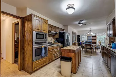 1426 Marlene Place, DeSoto, TX 75115 - Photo 3