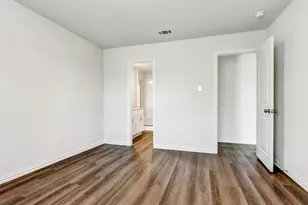 419 E Hull St, Denison, TX 75021 - Photo 9