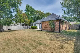 8421 Liberty Ln, Rowlett, TX 75089 - Photo 23
