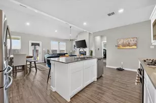 10541 Big Lagoon Dr, Fort Worth, TX 76179 - Photo 13