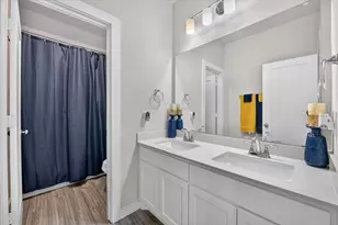 10541 Big Lagoon Dr, Fort Worth, TX 76179 - Photo 33