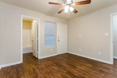 616 W Denton Street, Ennis, TX 75119 - Photo 21