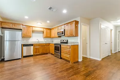 616 W Denton Street, Ennis, TX 75119 - Photo 11