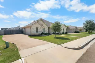 717 Wintergreen Dr, Hewitt, TX 76643 - Photo 39