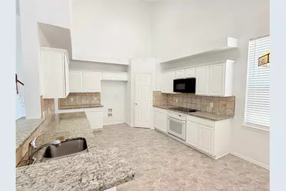 1313 Baythorne Drive, Lewisville, TX 75077 - Photo 9