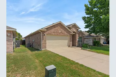 1710 Twin Hills Way, Princeton, TX 75407 - Photo 3