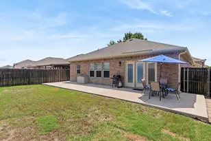 1710 Twin Hills Way, Princeton, TX 75407 - Photo 31