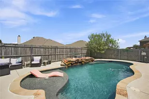 106 Fallen Rock Dr, Waxahachie, TX 75165 - Photo 5