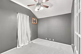 106 Fallen Rock Dr, Waxahachie, TX 75165 - Photo 13