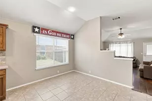 106 Fallen Rock Dr, Waxahachie, TX 75165 - Photo 9
