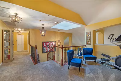 663 E Sandra Lane, Grand Prairie, TX 75052 - Photo 9