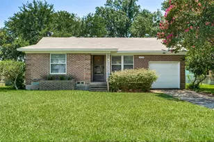 3724 Almazan Dr, Dallas, TX 75220 - Photo 1