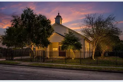 2602 Kings, Dallas, TX 75219 - Photo 1