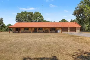 1816 Co Rd 2040, Ravenna, TX 75476 - Photo 5