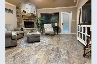 1407 Lauren Lane, Granbury, TX 76048 - Photo 5