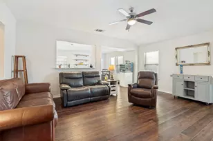 5440 Cameron Dr, Grand Prairie, TX 75052 - Photo 5
