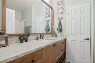 5440 Cameron Dr, Grand Prairie, TX 75052 - Photo 17
