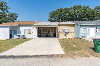 1229 Elm Court, Runaway Bay, TX 76426 - Photo 5