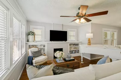 1617 Virginia Place, Fort Worth, TX 76107 - Photo 5