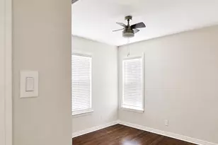 3811 Academy Dr, Dallas, TX 75227 - Photo 7