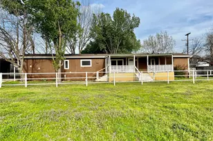 168 Co Rd 193, Gainesville, TX 76240 - Photo 1