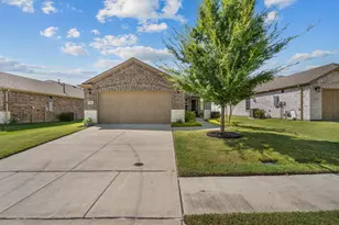 1104 Rough Hollow Dr, McKinney, TX 75071 - Photo 1