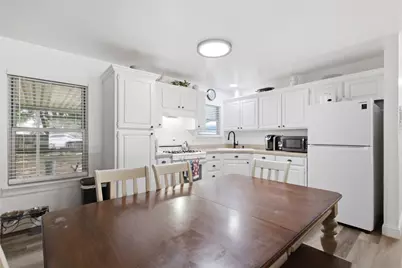 1010 Denton Drive, Euless, TX 76039 - Photo 5