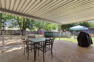 1010 Denton Dr, Euless, TX 76039 - Photo 17