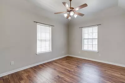 550 Sandlin Lane, Springtown, TX 76082 - Photo 31