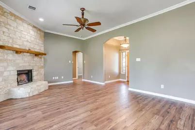 550 Sandlin Lane, Springtown, TX 76082 - Photo 9