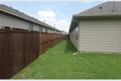 223 Fairmont Drive, Princeton, TX 75407 - Photo 5