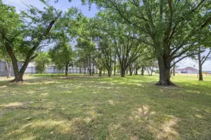 5022 Ensign Rd, Ennis, TX 75119 - Photo 3