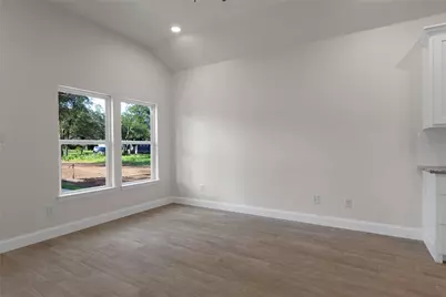 813 SW 28th Street, Mineral Wells, TX 76067 - Photo 7