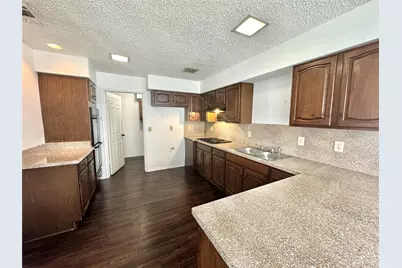 13217 Fall Manor, Dallas, TX 75243 - Photo 3