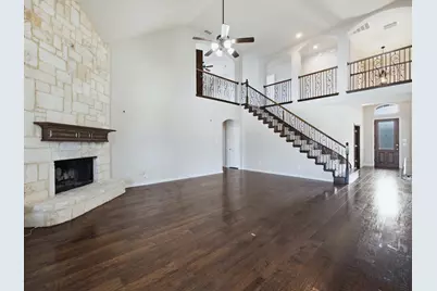 906 Hidden Lakes Drive, Cedar Hill, TX 75104 - Photo 11