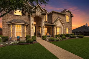906 Hidden Lakes Dr, Cedar Hill, TX 75104 - Photo 1