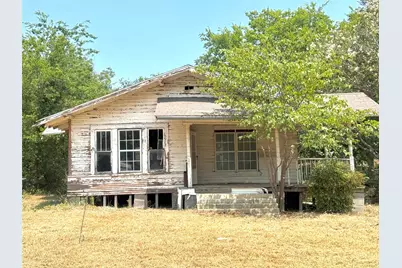 204 W Maple Street, Whitewright, TX 75491 - Photo 1