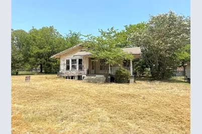 204 W Maple Street, Whitewright, TX 75491 - Photo 1