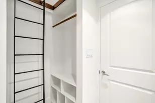 2502 Live Oak St, Dallas, TX 75204 - Photo 23