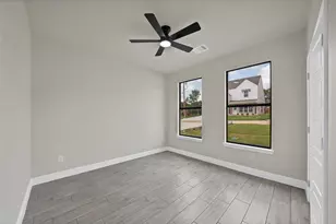 5700 Barkridge Dr, Granbury, TX 76048 - Photo 17