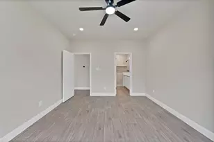 5700 Barkridge Dr, Granbury, TX 76048 - Photo 13